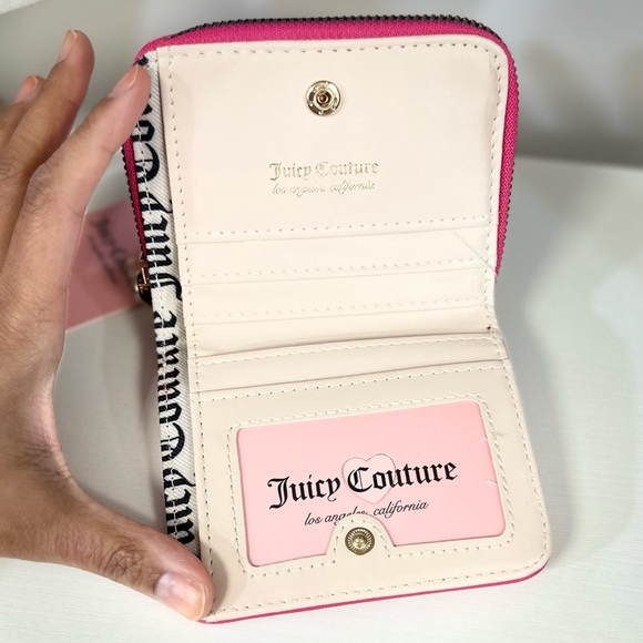 Juicy Couture Love Mode Small Zip Around Hot Pink Wallet NWT - Picture 2 of 9